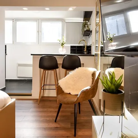 Calea Victoriei Modern - Escape In The Center Apartment *