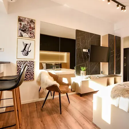 Calea Victoriei Modern - Escape In The Center Apartment